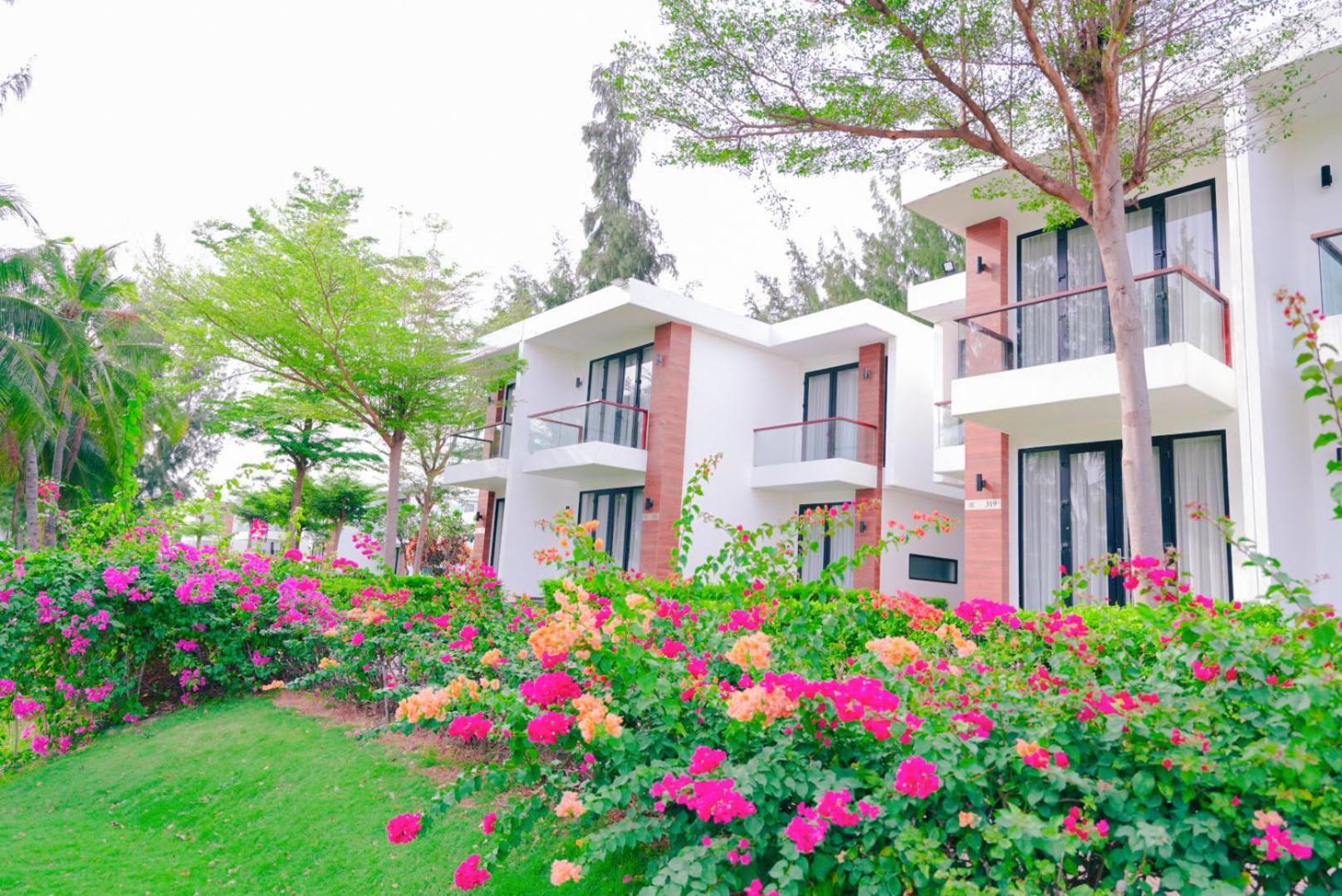 Biet Thu Mat Tien Bien Saint Simeon Resort Vũng Tàu Eksteriør billede